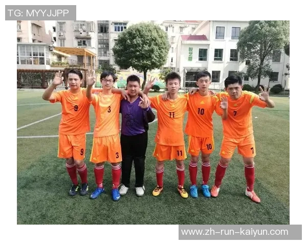 足球火花点燃激情赛场青春热血交织成梦想之路 足球火花点燃激情赛场青春热血交织成梦想之路